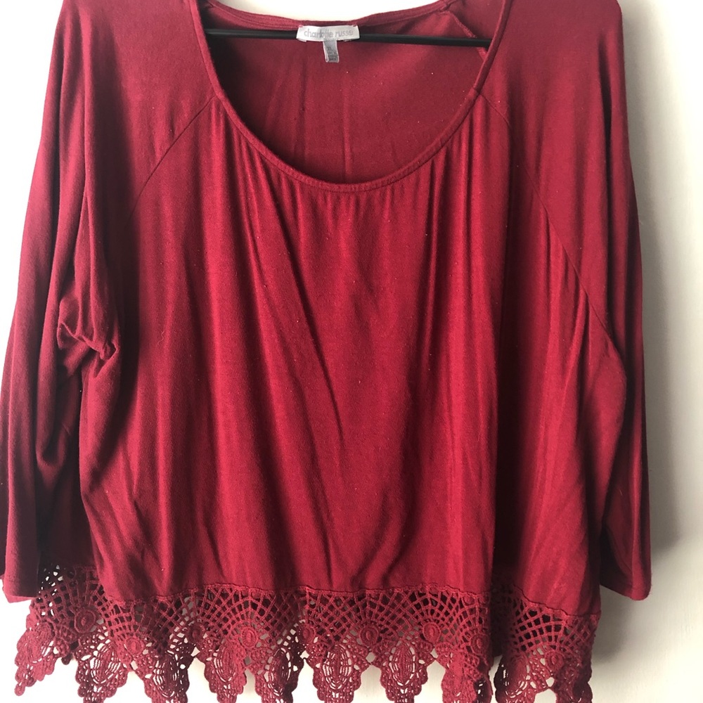 R e d crop top